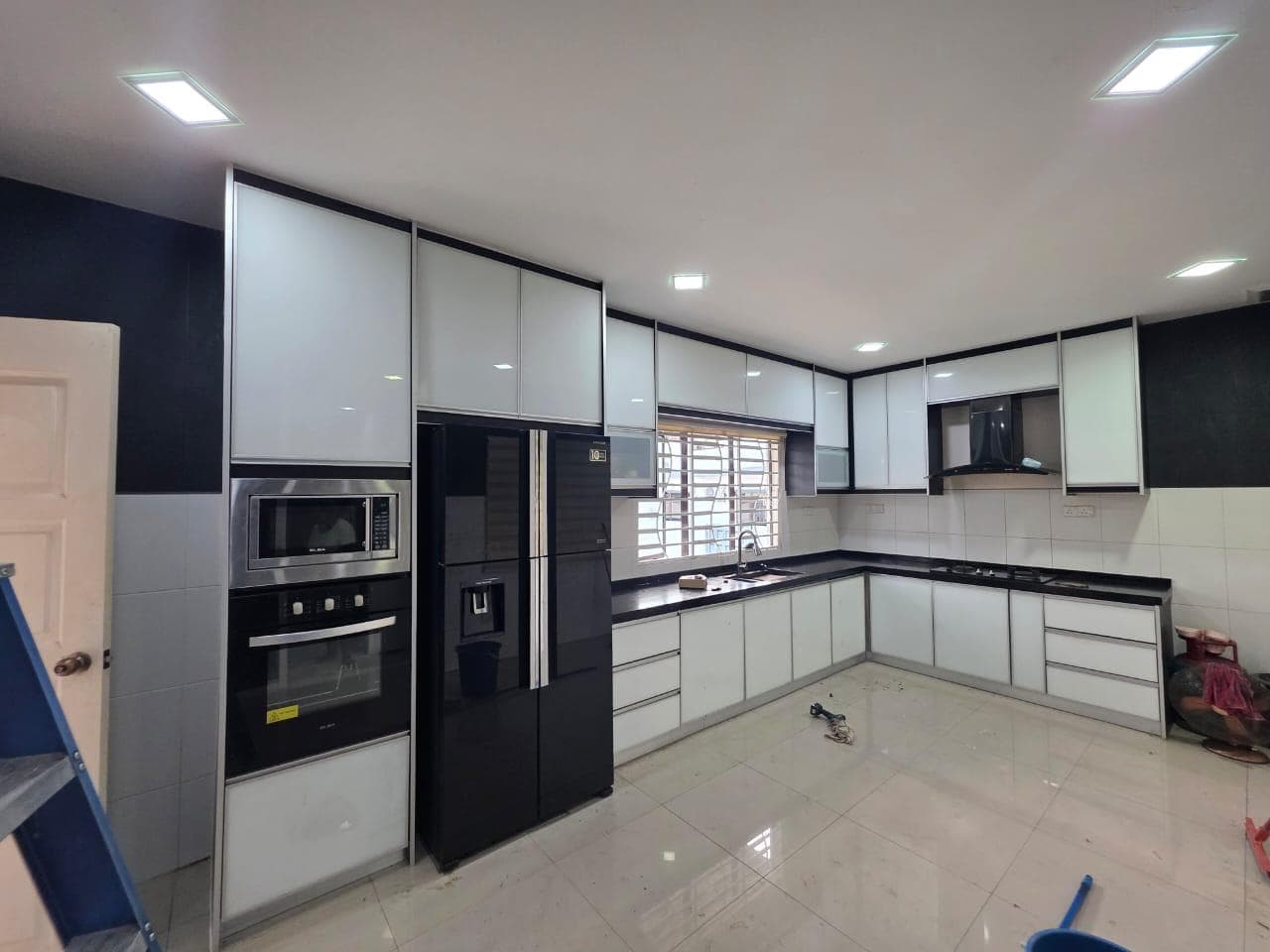 Modern kitchen design by DKJ Resources Malaysia - Professional interior design project 15